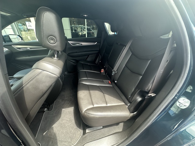 2024 Emerald Lake Metallic Cadillac XT5 Luxury AWD SUV