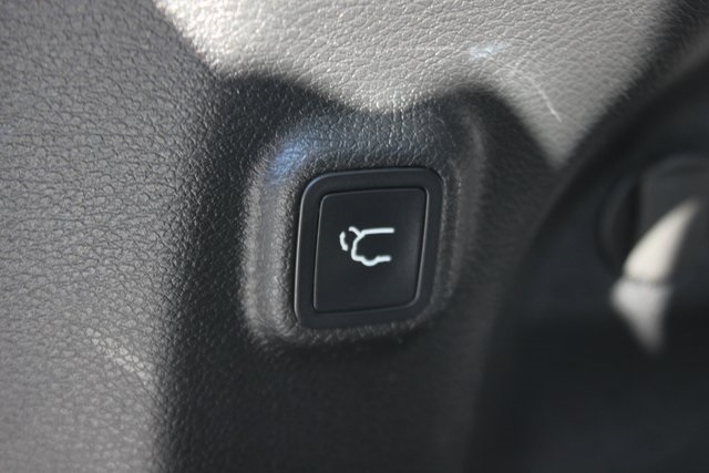 2020 Jeep Cherokee Limited photo 23