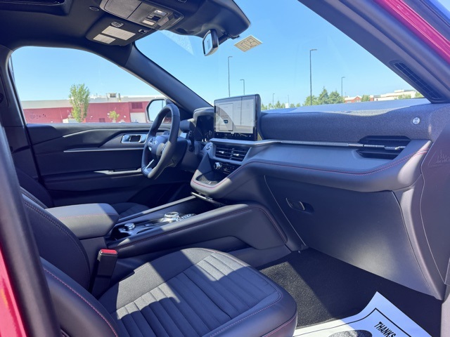 2025 Ford Explorer ST-Line photo 20