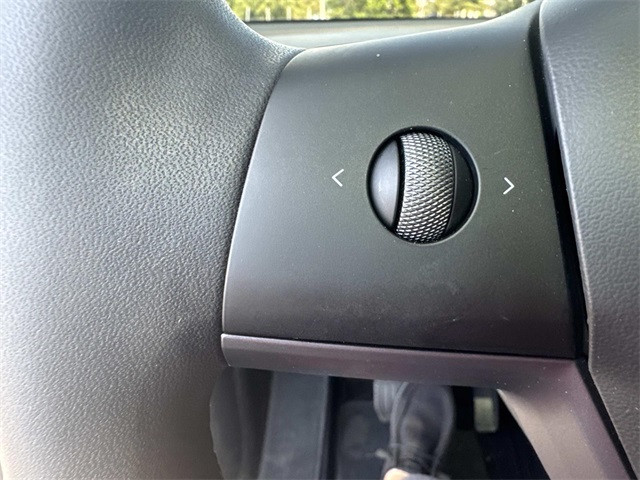 Used 2024 Tesla Model Y SUV