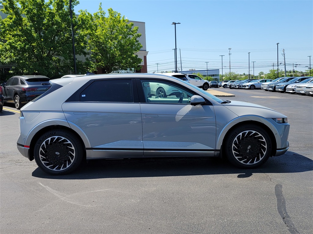 new 2024 Hyundai IONIQ 5 car, priced at $38,986
