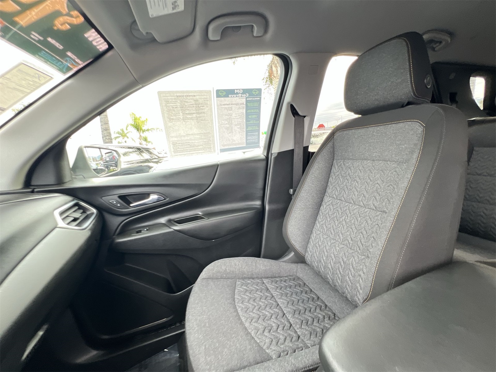 used 2022 Chevrolet Equinox car, priced at $18,992