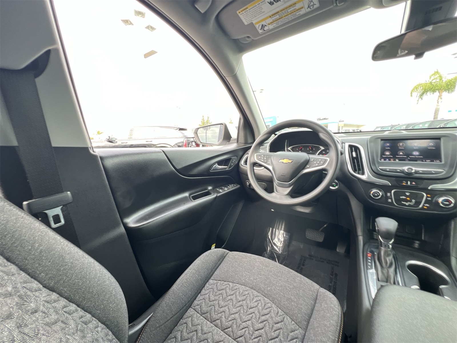 used 2022 Chevrolet Equinox car, priced at $18,992
