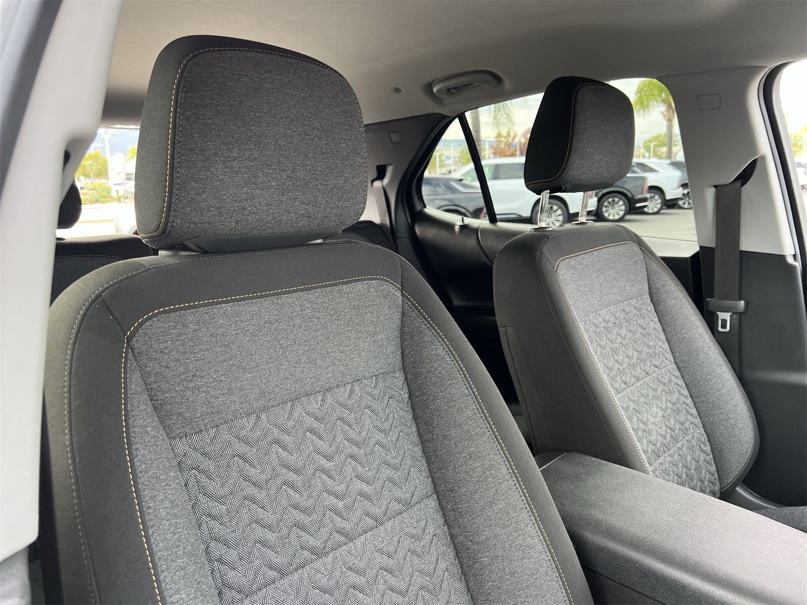 used 2022 Chevrolet Equinox car, priced at $18,992