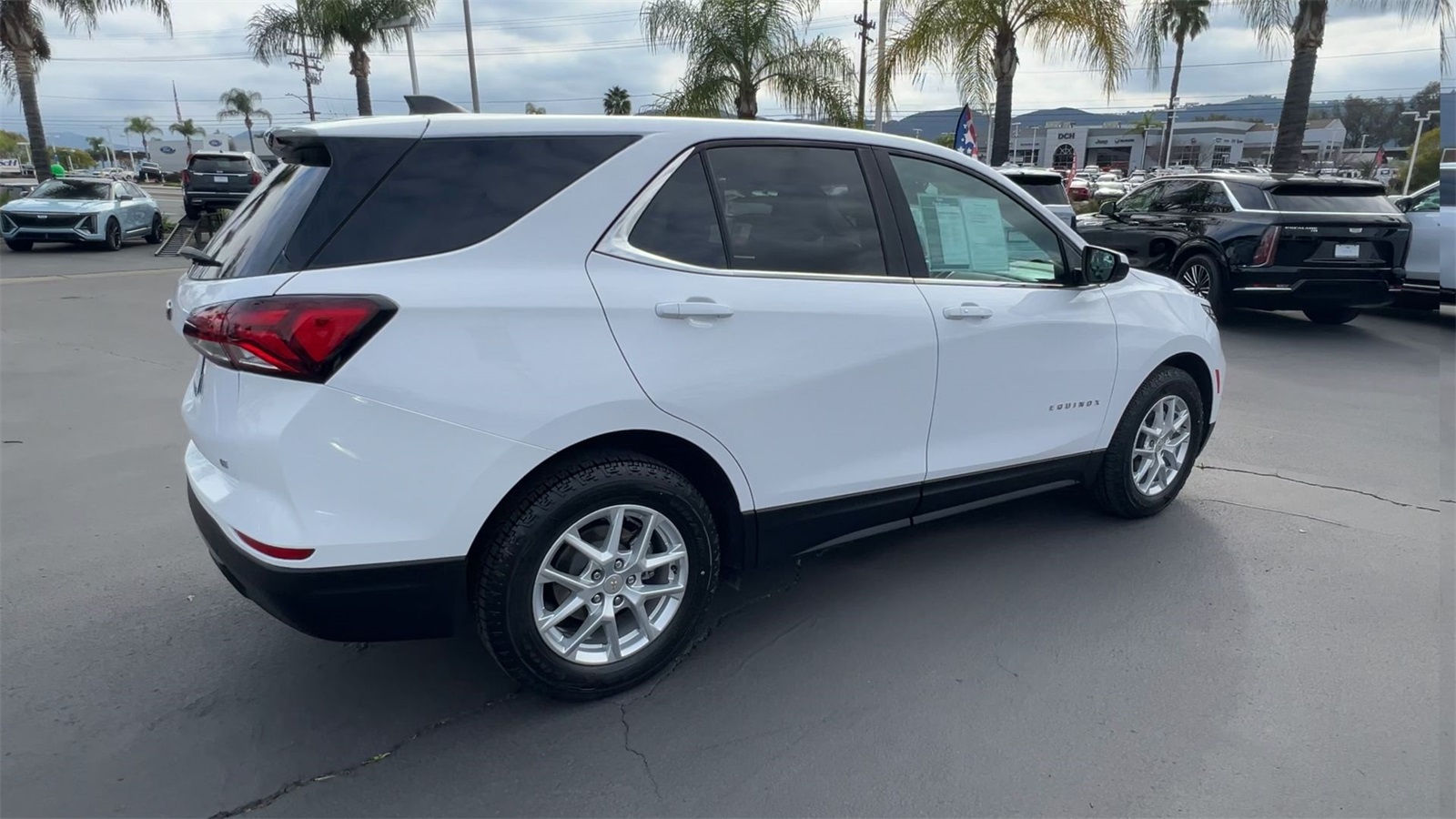 used 2022 Chevrolet Equinox car, priced at $18,992