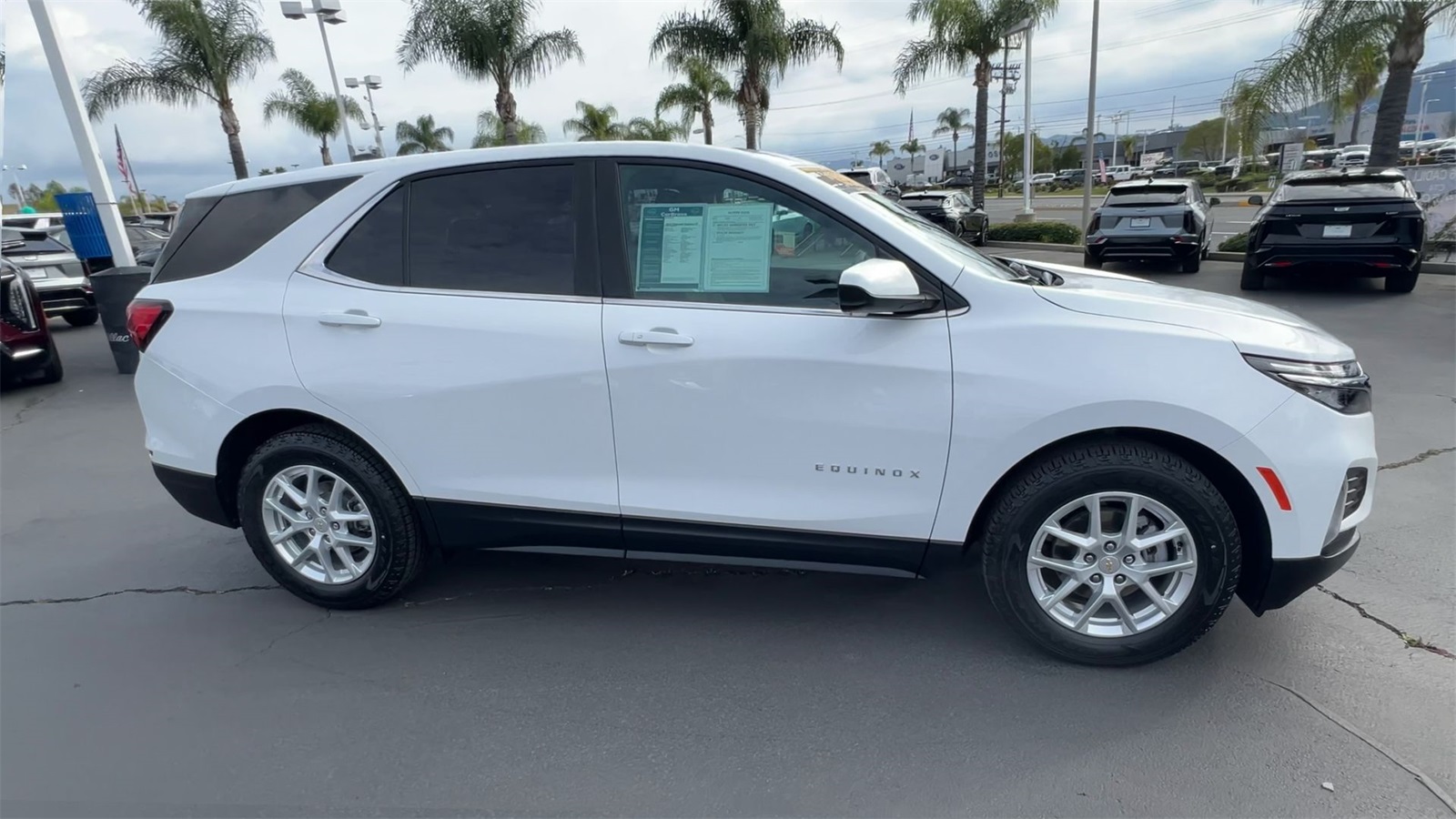 used 2022 Chevrolet Equinox car, priced at $18,992