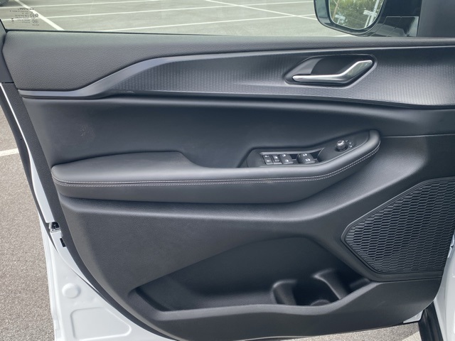 new 2025 Jeep Grand Cherokee L car, priced at $38,283