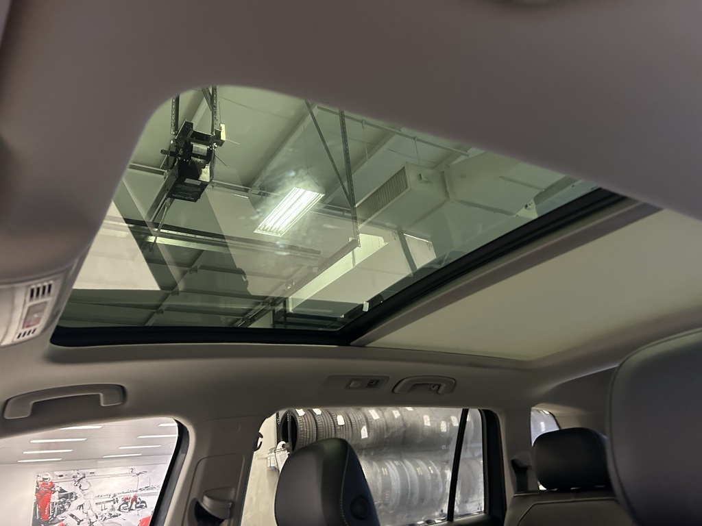 used 2024 Volkswagen Tiguan car, priced at $23,494