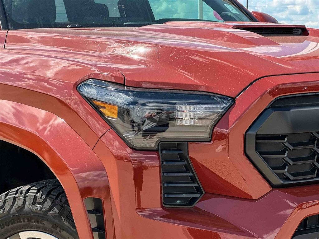 2025 Toyota Tacoma TRD Sport Double Cab photo 3