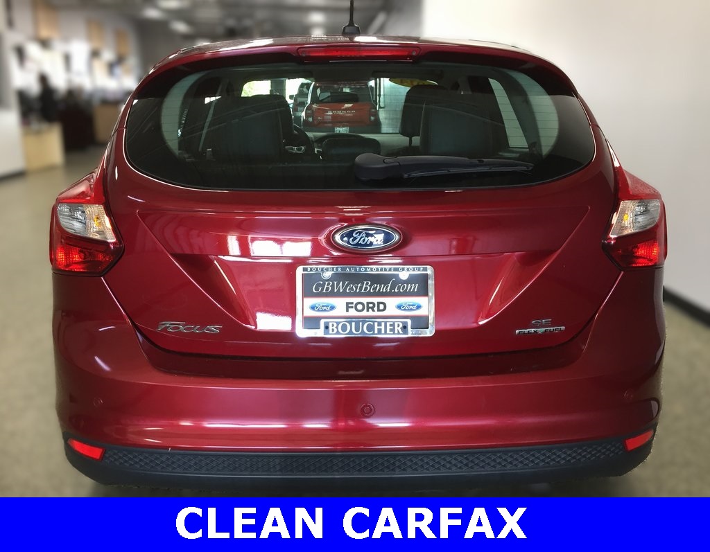 2014 Ford Focus SE photo 4