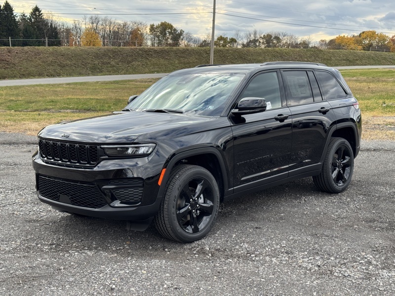 2025 Jeep Grand Cherokee Altitude X photo 4
