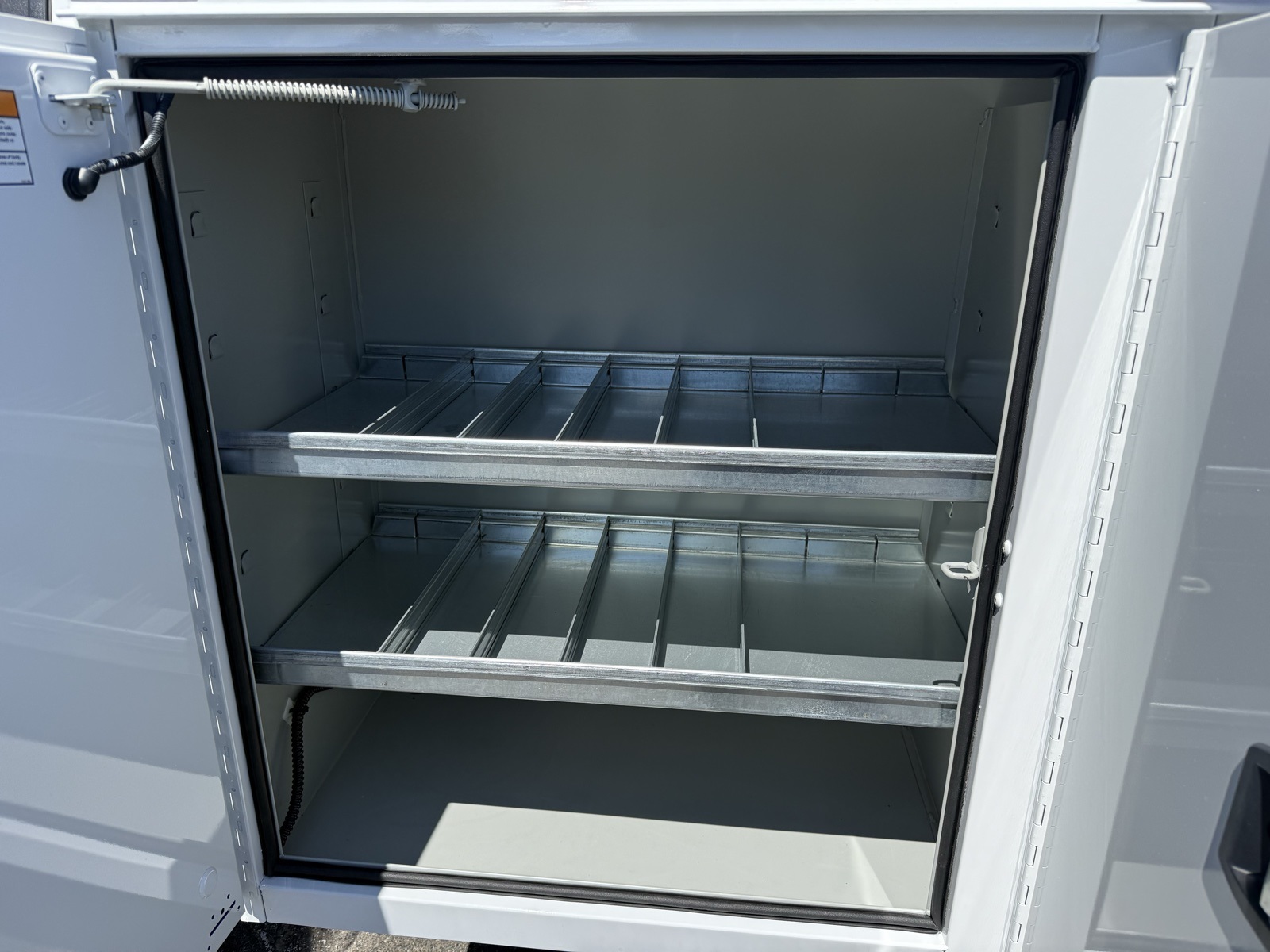 2025 Ford F-550 photo 4