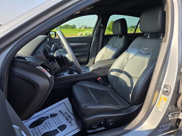 2023 Cadillac CT5 Premium Luxury