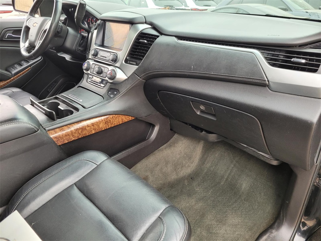 used 2015 Chevrolet Suburban car, priced at $11,950