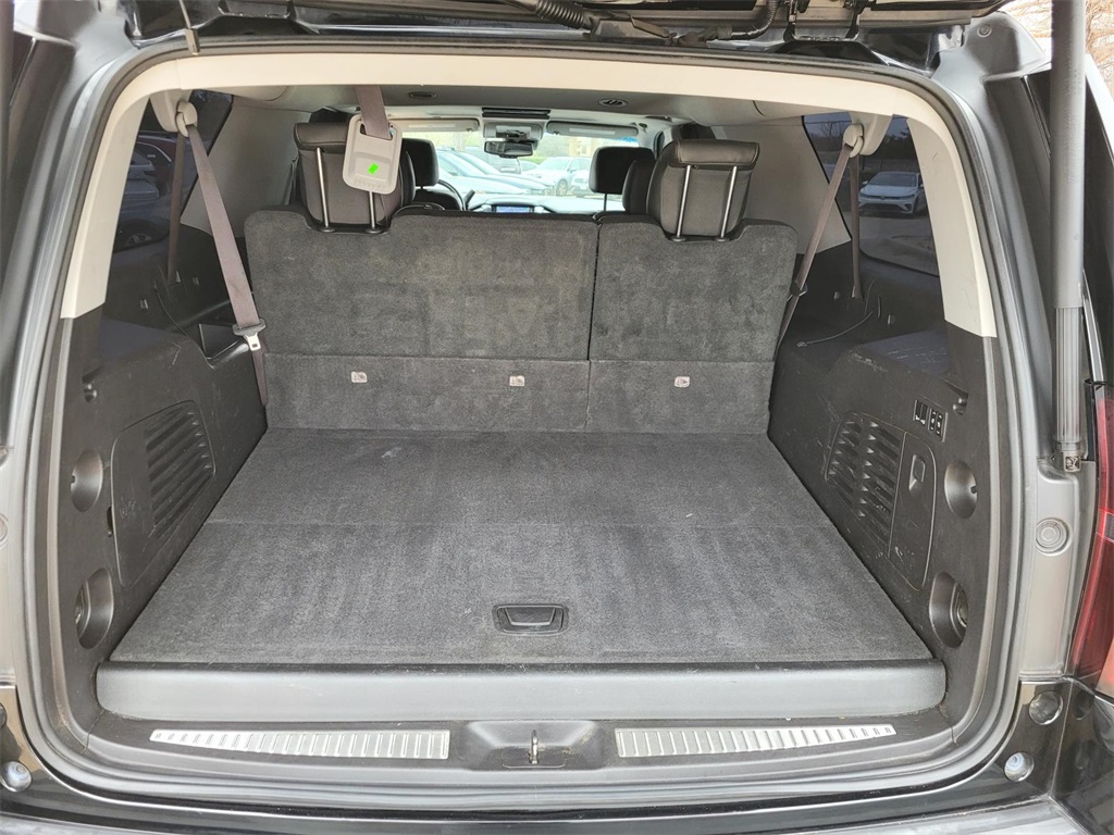 used 2015 Chevrolet Suburban car, priced at $11,950