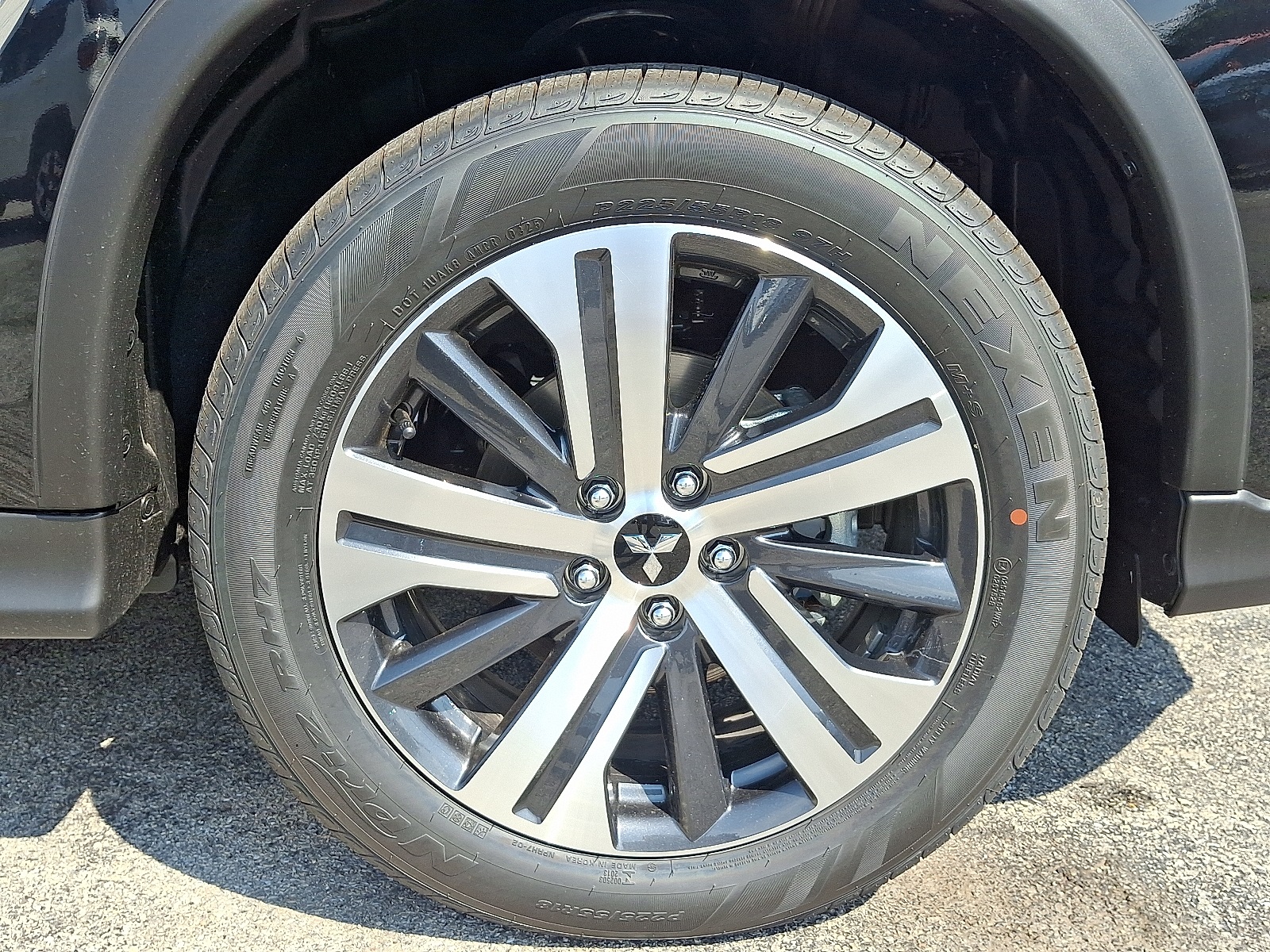 2025 Mitsubishi Outlander Sport SE photo 8