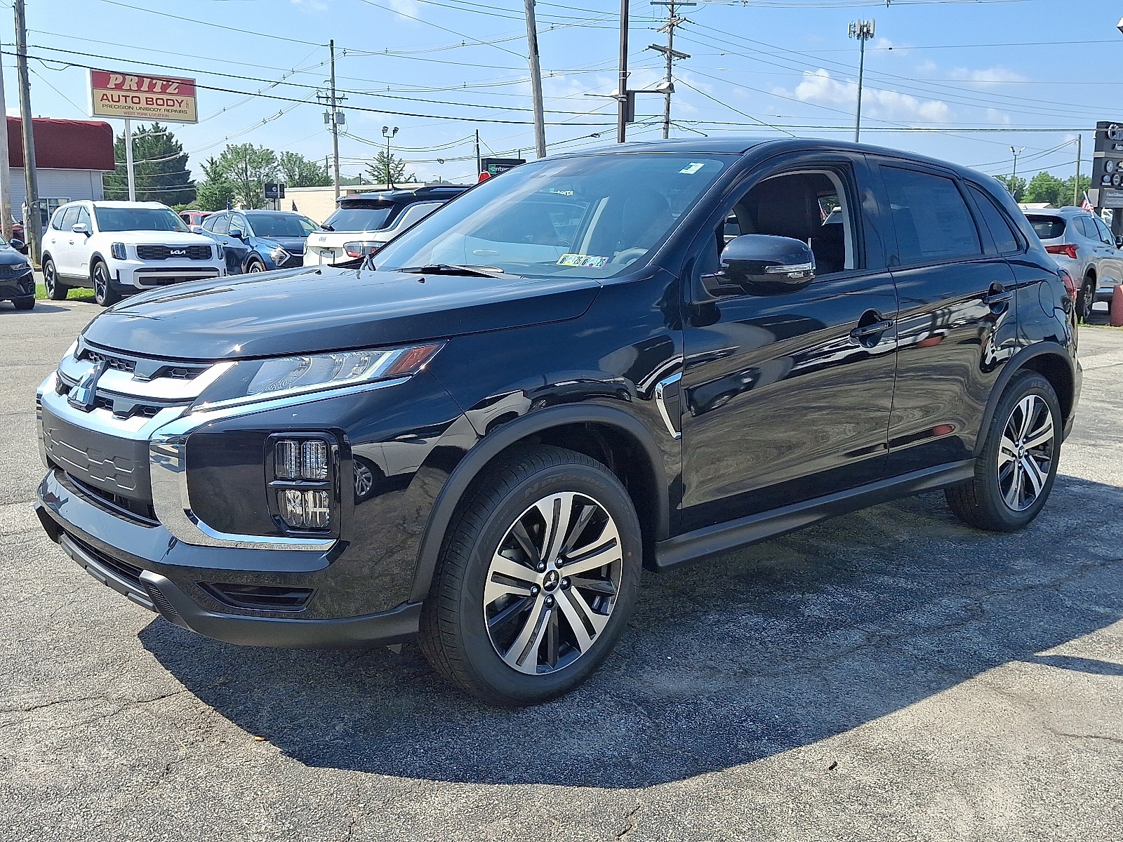 2025 Mitsubishi Outlander Sport SE photo 2