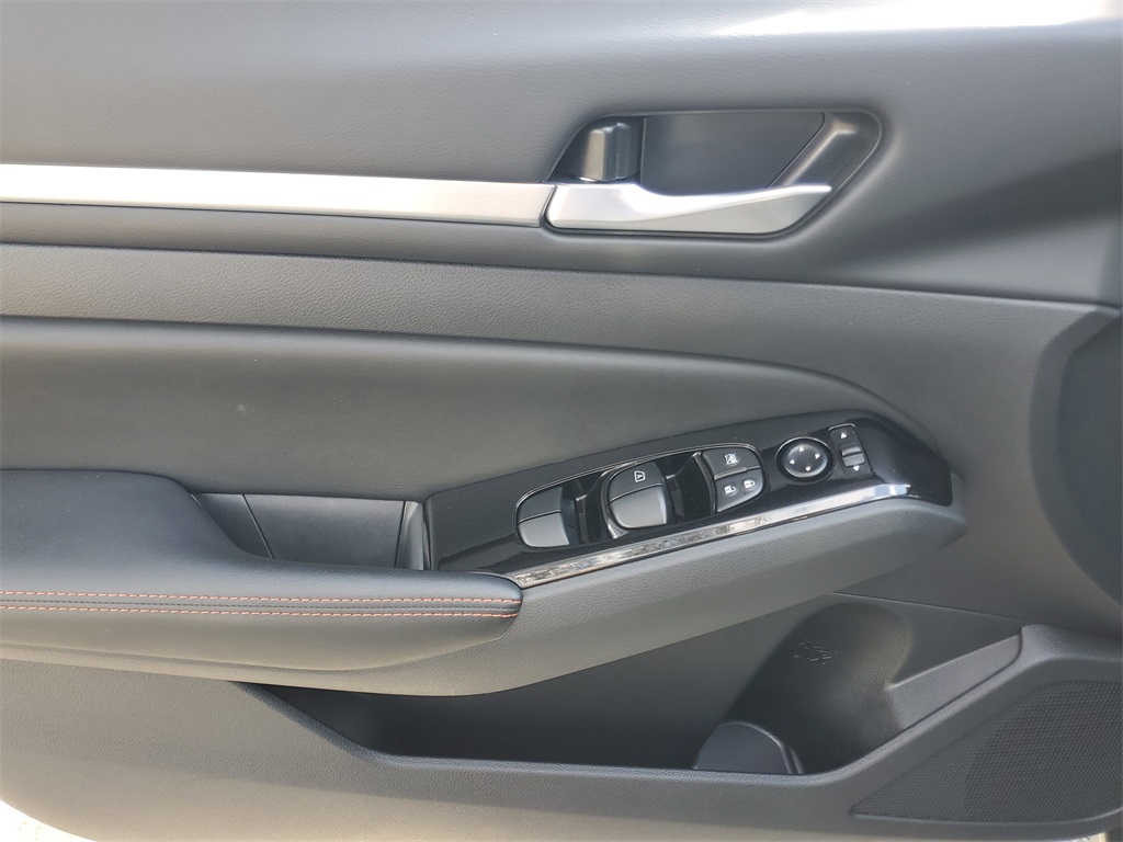 used 2025 Nissan Altima car, priced at $23,465