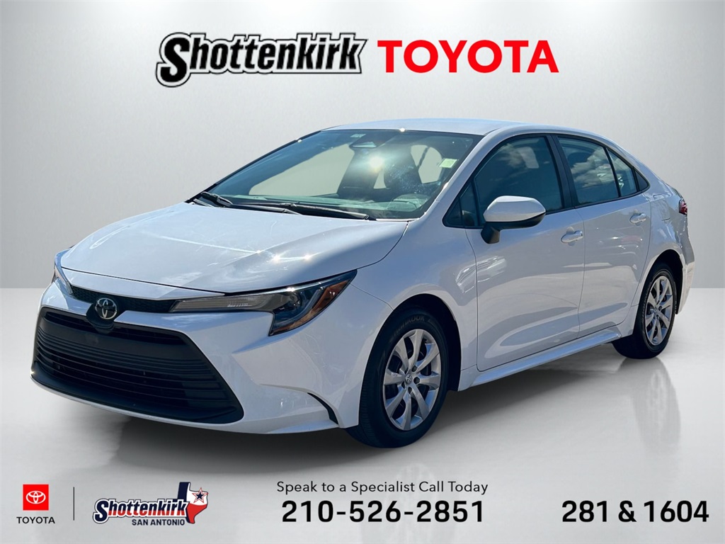 2025 Toyota Corolla LE