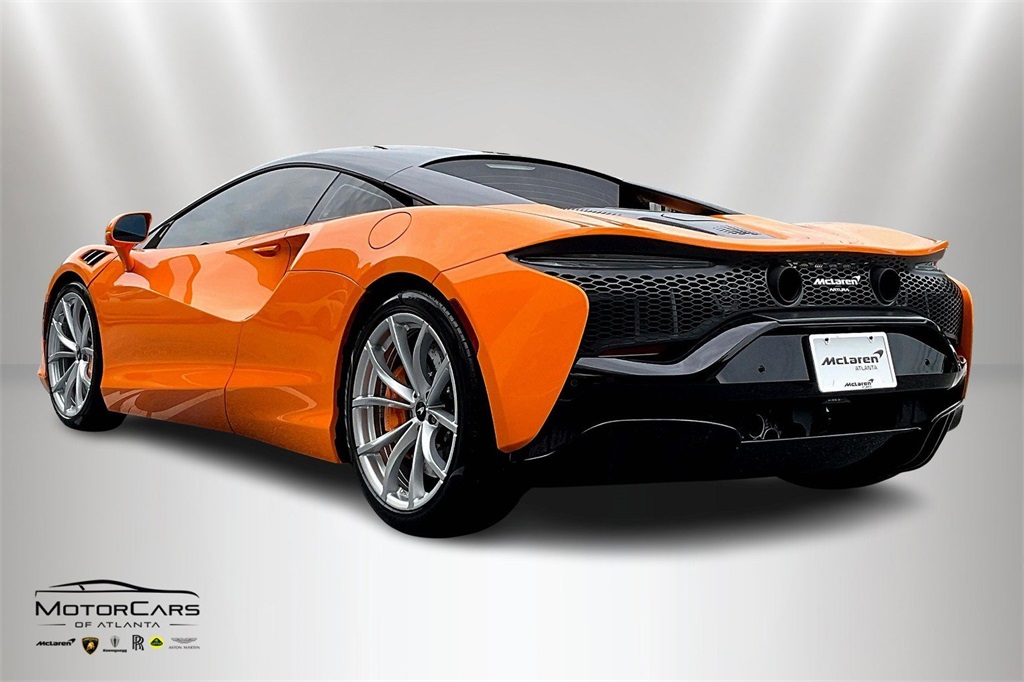 2024 McLaren Artura RWD Coupe