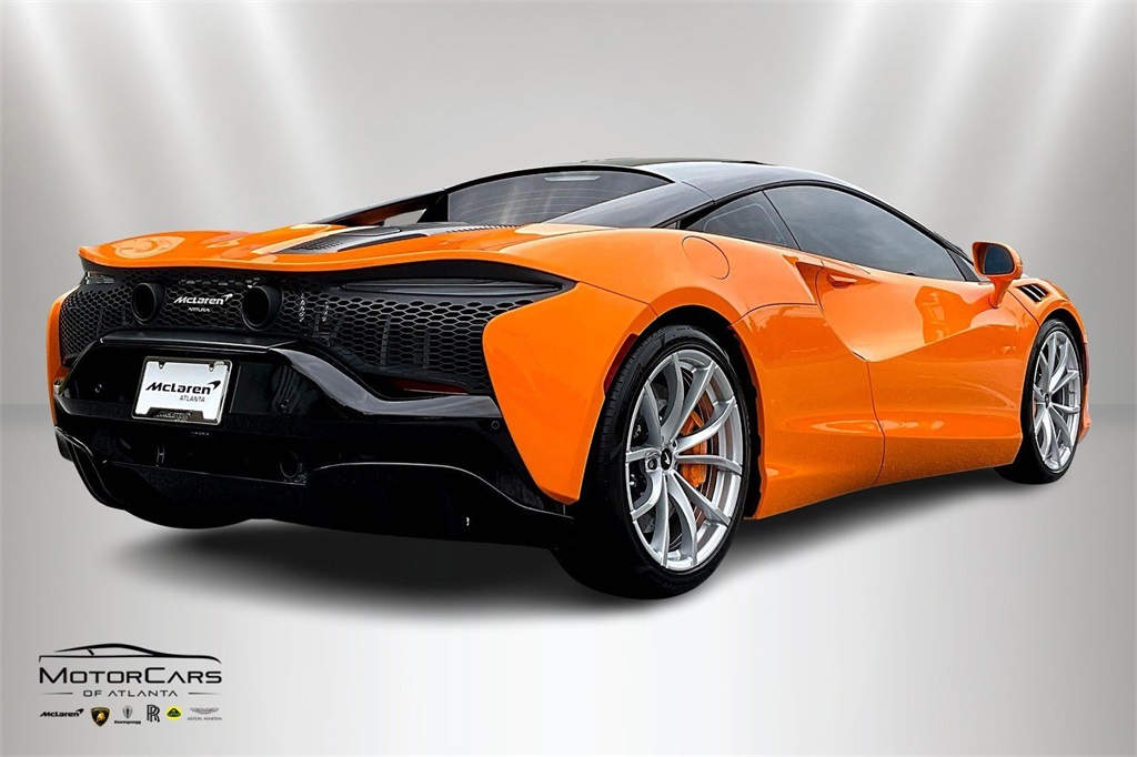 2024 McLaren Artura RWD Coupe