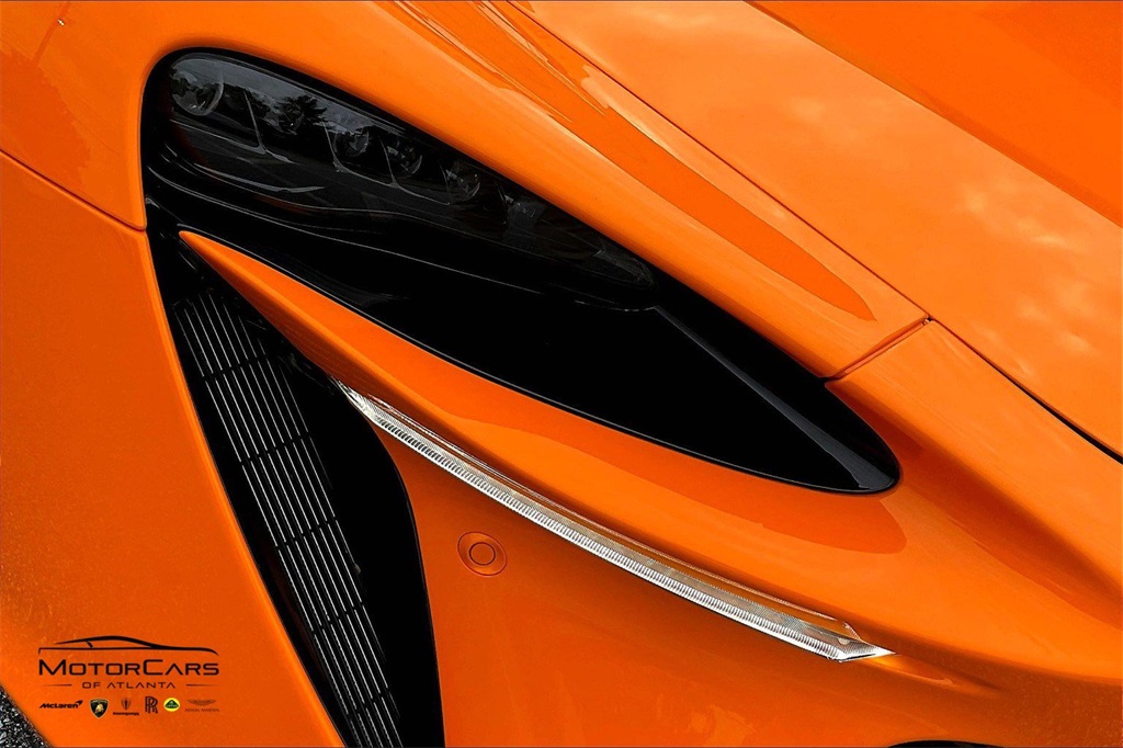 2024 McLaren Artura RWD Coupe