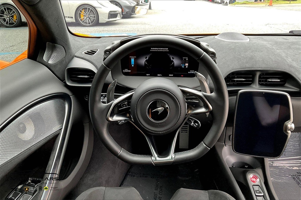 2024 McLaren Artura RWD Coupe