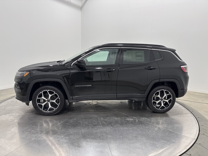 2026 Jeep Compass Limited photo 4