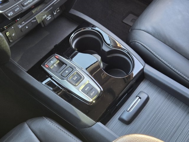 used 2020 Honda Pilot car, priced at $23,600