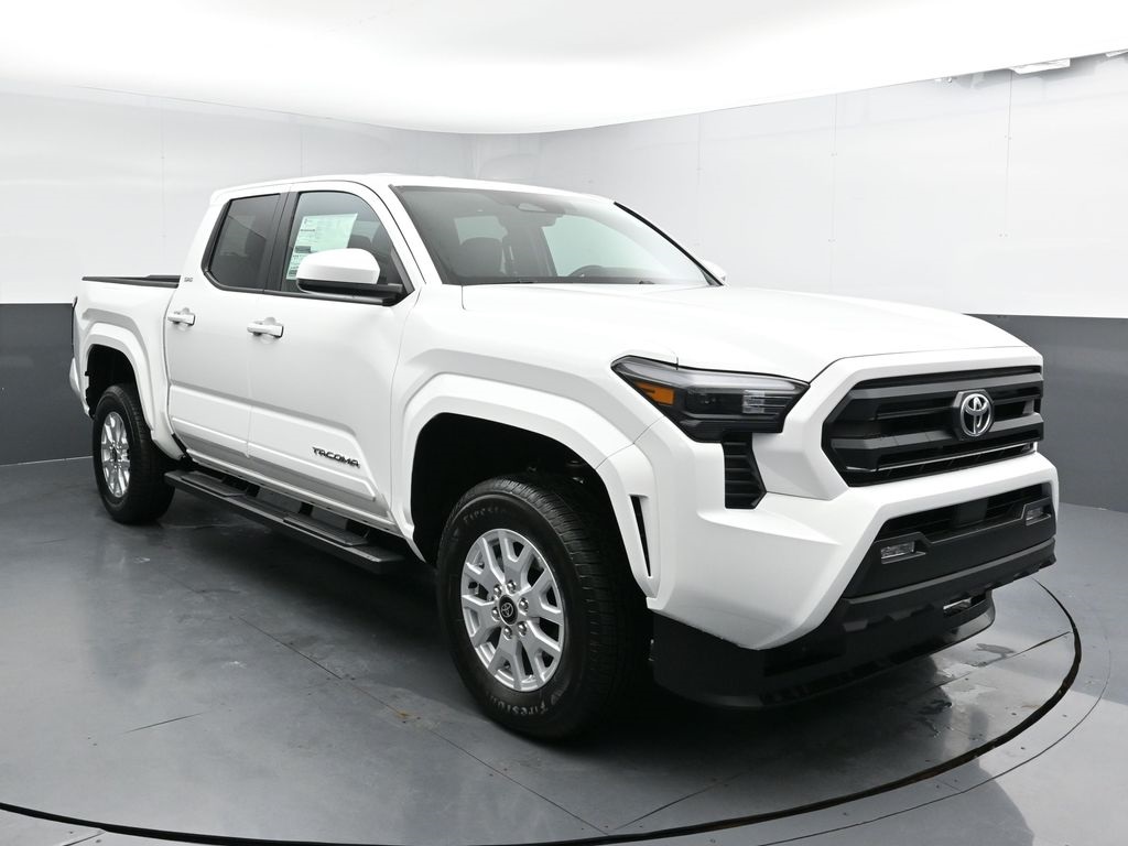 2025 Toyota Tacoma SR5 Double Cab photo 2