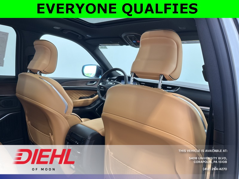 2025 Jeep Grand Cherokee Summit photo 10