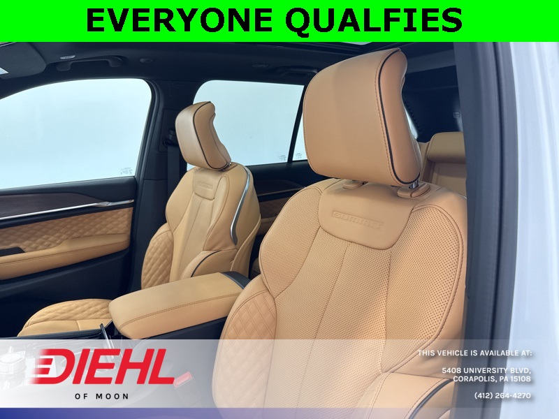 2025 Jeep Grand Cherokee Summit photo 13