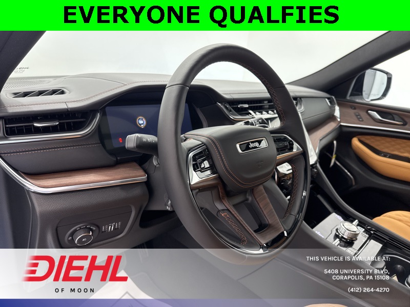 2025 Jeep Grand Cherokee Summit photo 15