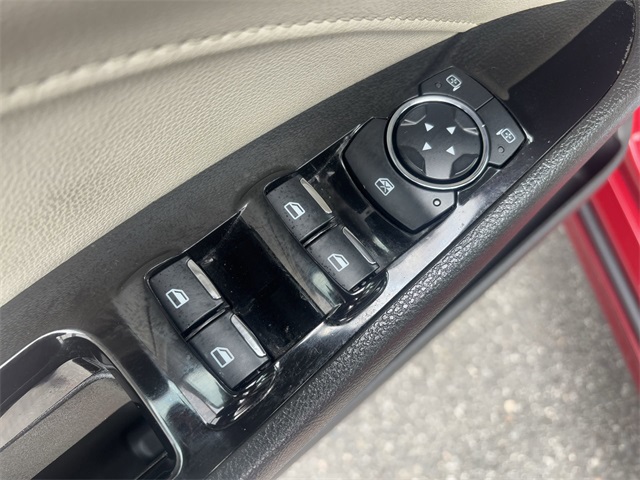 2014 Ford Fusion Hybrid Titanium photo 14