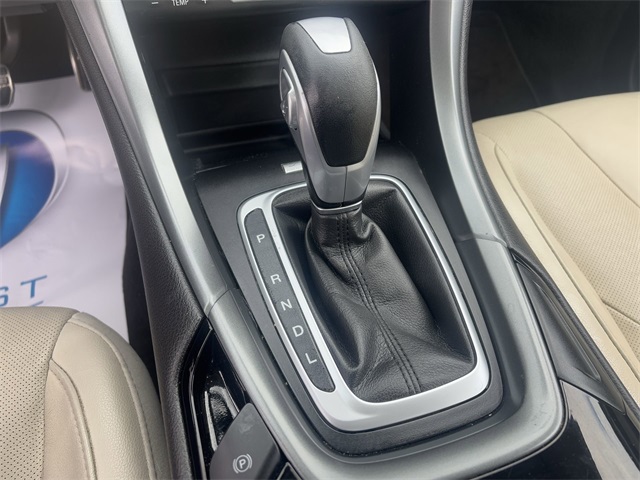 2014 Ford Fusion Hybrid Titanium photo 21