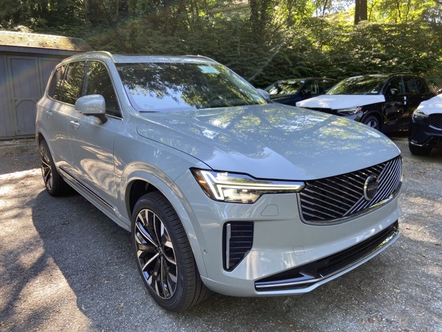 2026 Volvo XC90 B6 Plus 7P