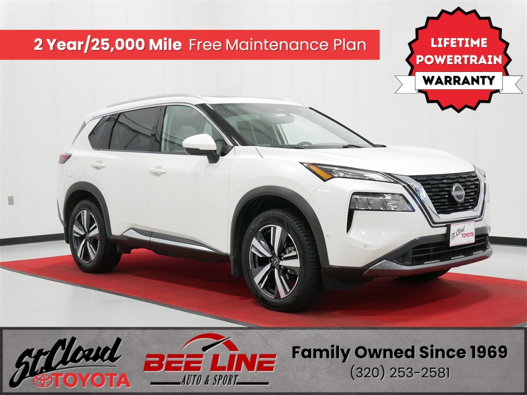 2023 Nissan Rogue SL's photo