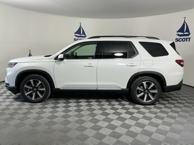 new 2025 Honda Pilot car, priced at $51,550