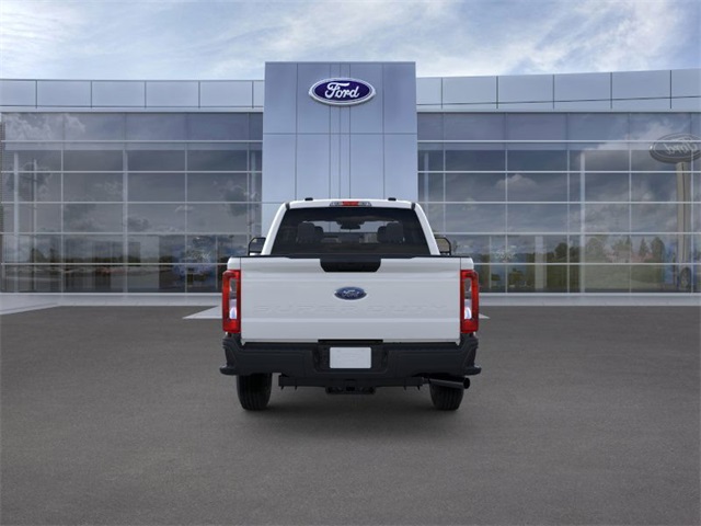 2025 Oxford White Ford Super Duty F-250 SRW 4X4 Truck