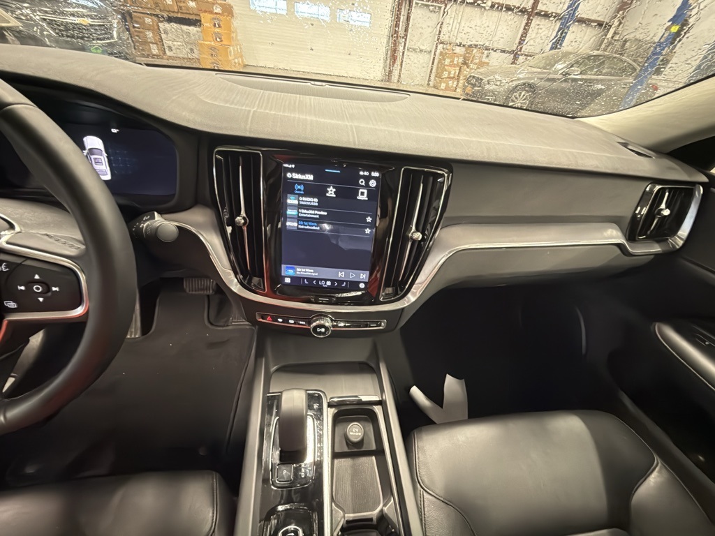 2024 Volvo S60 B5 Core photo 5