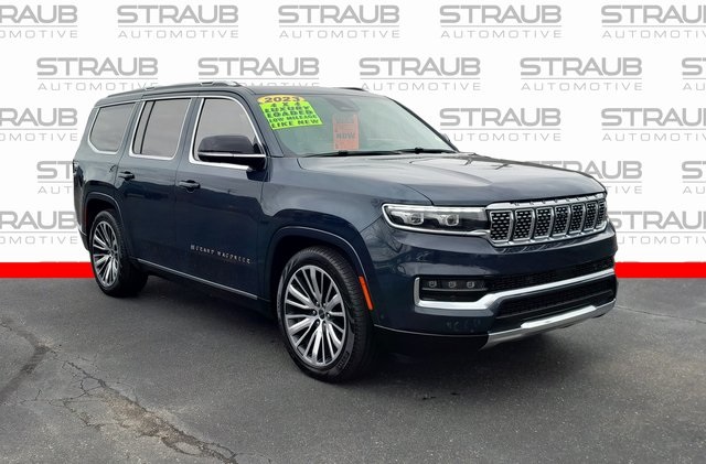 2023 Jeep Grand Wagoneer Series III's photo