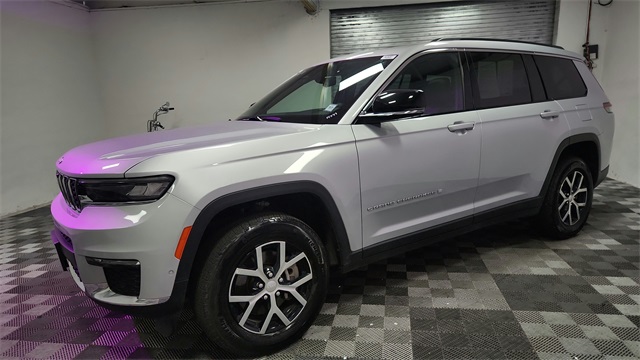 2024 Jeep Grand Cherokee L Limited 4WD