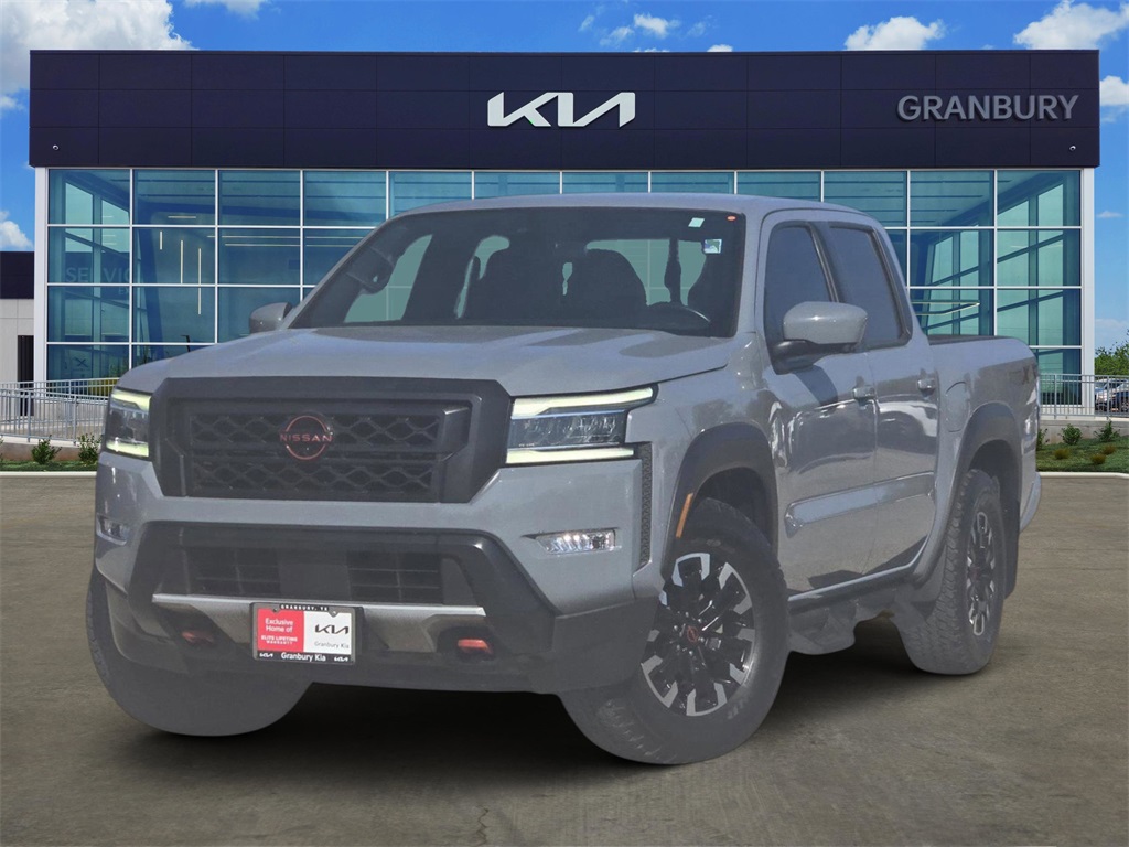 2023 Nissan Frontier PRO-X's photo