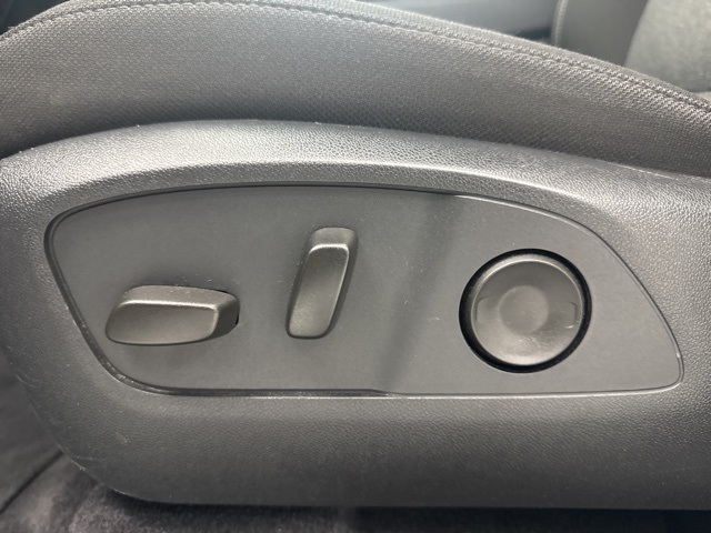 used 2025 GMC Acadia car, priced at $32,988