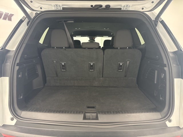 used 2025 GMC Acadia car, priced at $32,988