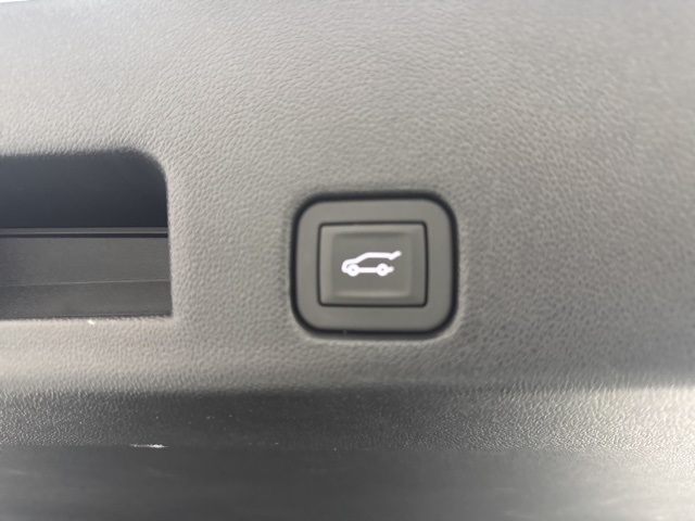 used 2025 GMC Acadia car, priced at $32,988