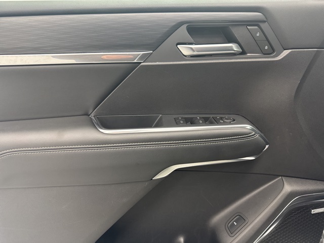 used 2025 GMC Acadia car, priced at $32,988