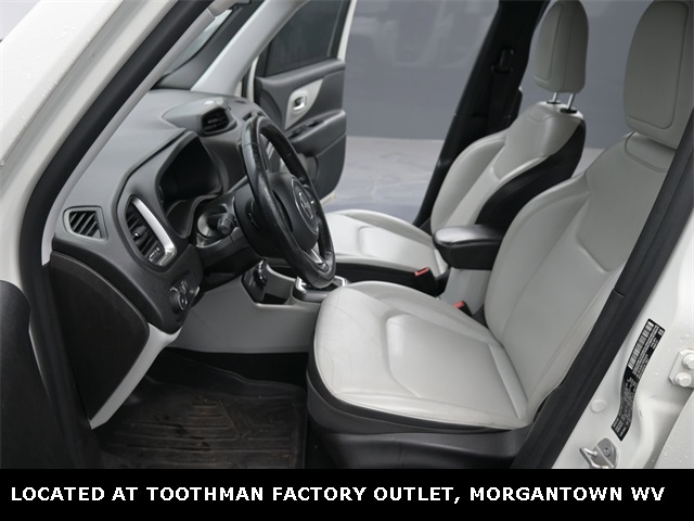 2019 Alpine White Clearcoat Jeep Renegade Limited 4X4 SUV