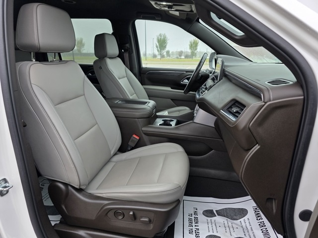 2022 GMC Yukon XL 4WD SLT