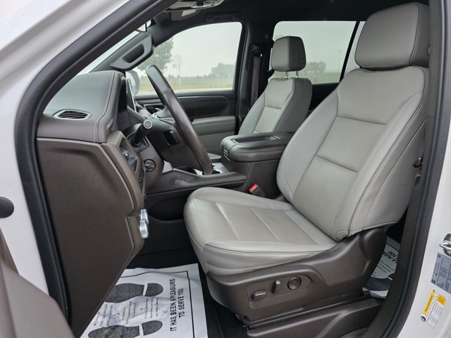 2022 GMC Yukon XL 4WD SLT